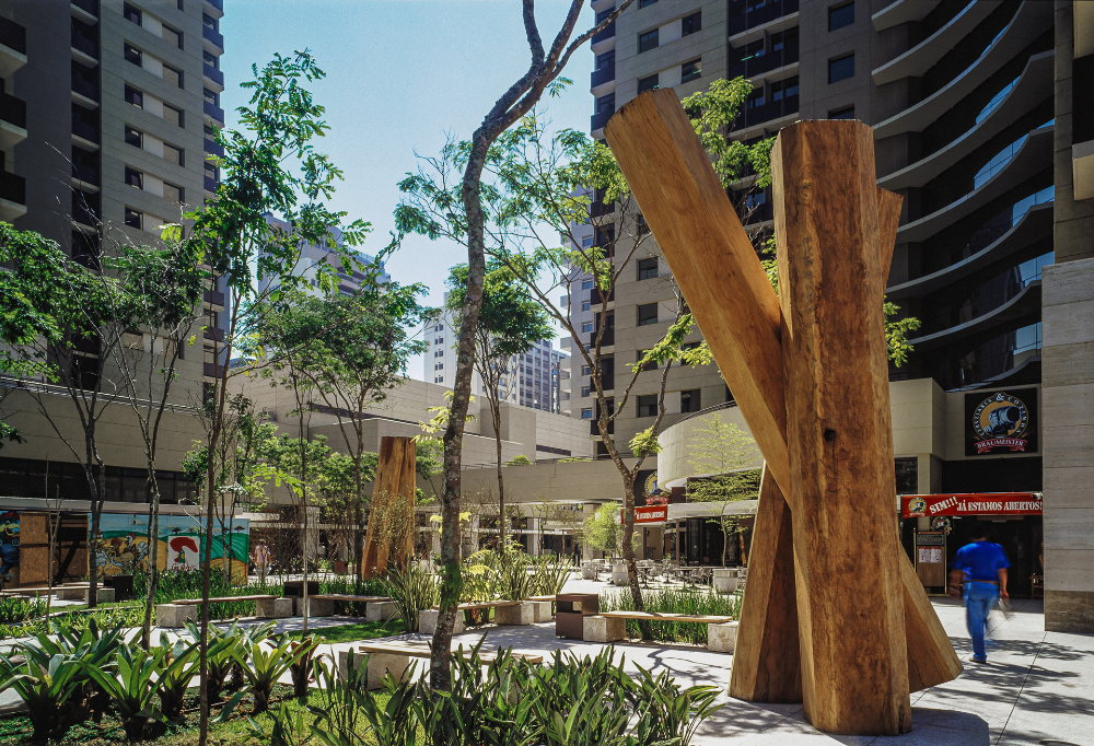 Brascan Century Plaza