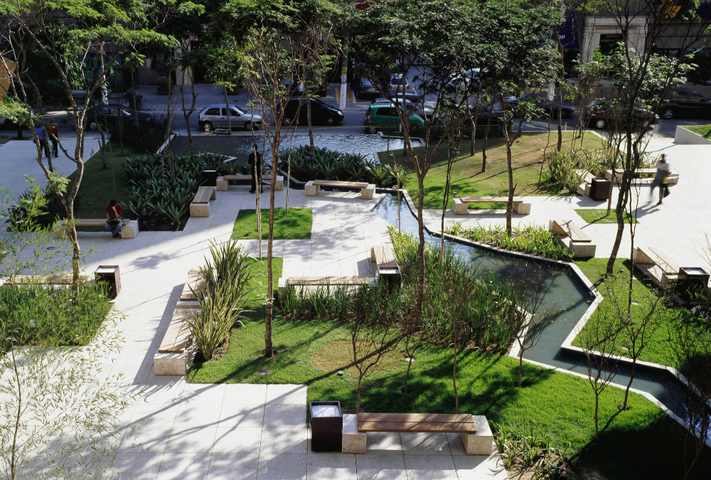 Brascan Century Plaza