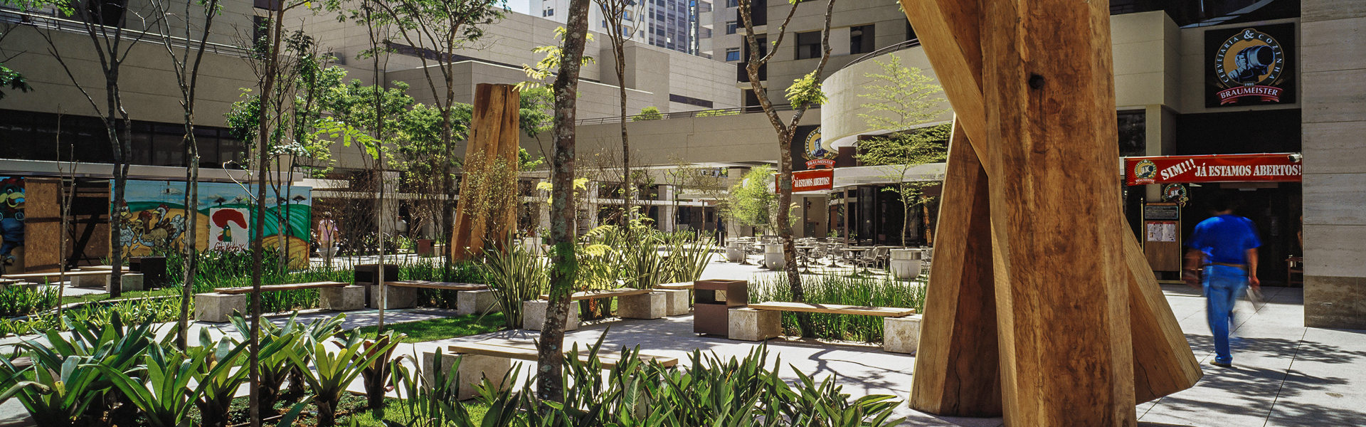 Brascan Century Plaza